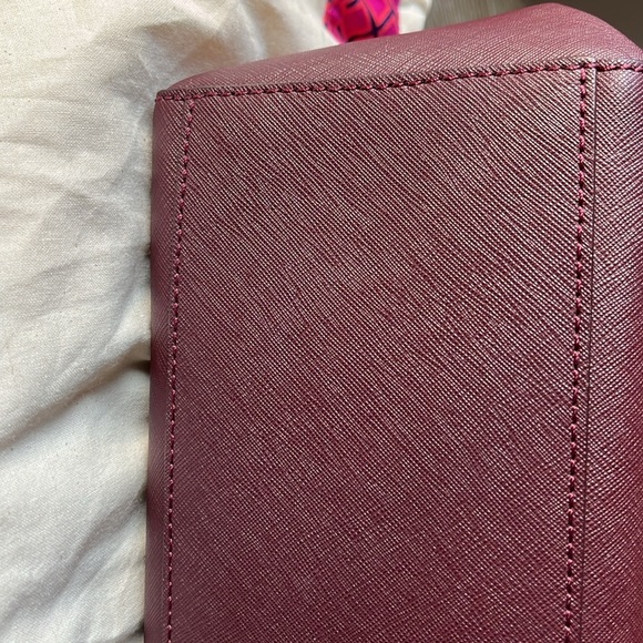 TORY BURCH EUC Burgandy tote bag. Comes with unbranded dust bag. - Picture 16 of 16